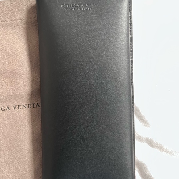 Bottega Veneta 619303 Black Leather Long Wallet - Picture 3 of 3